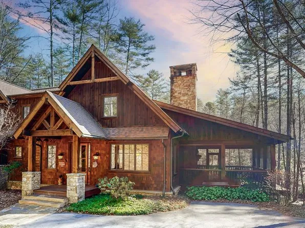 853 Heritage Drive, Sapphire, NC 28774