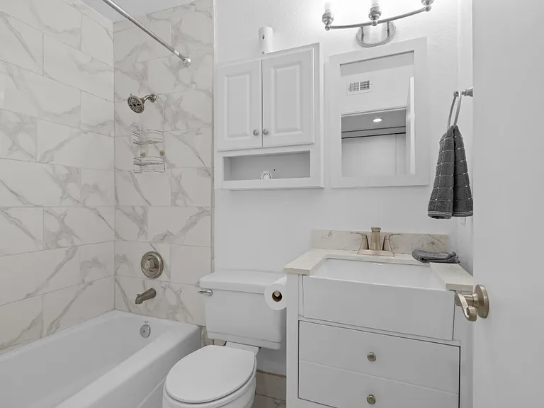 14500 Las Palmas Dr #36 — Photo 21