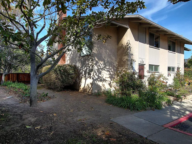 5142 Calle Real — Photo 20