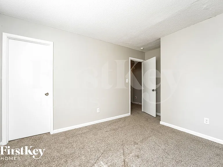 3931 Springleaf Dr — Photo 15