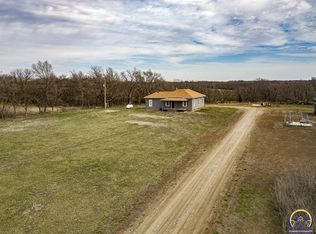 15376 Labette Rd, Valley Falls, KS 66088