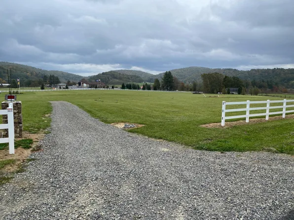 9786 Tinsley Ln, Bent Mountain, VA 24059