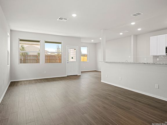 2nd image of 4939 Sandstone Way