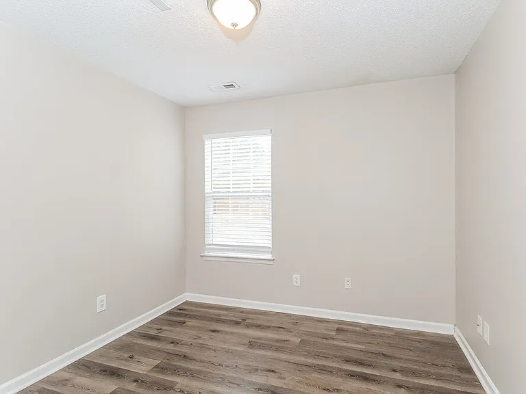 15123 Dehavilland Dr — Photo 13