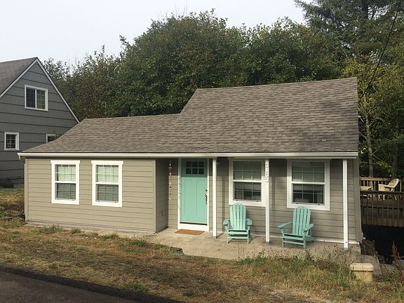 2nd image of 3103 SW Beach Ave