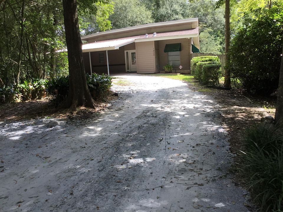 1st image of 1820 Briarcliff Dr