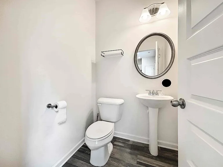 5784 Silver Lake Dr — Photo 6