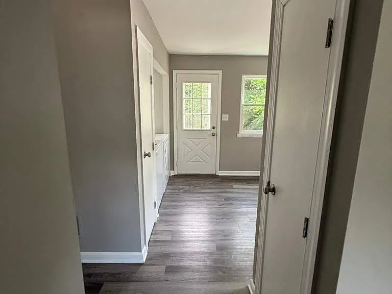 50 Roosevelt St — Photo 4