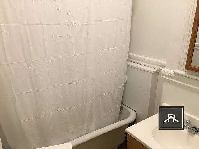 Studio, 1.0 bath, $2,015 — Photo 3