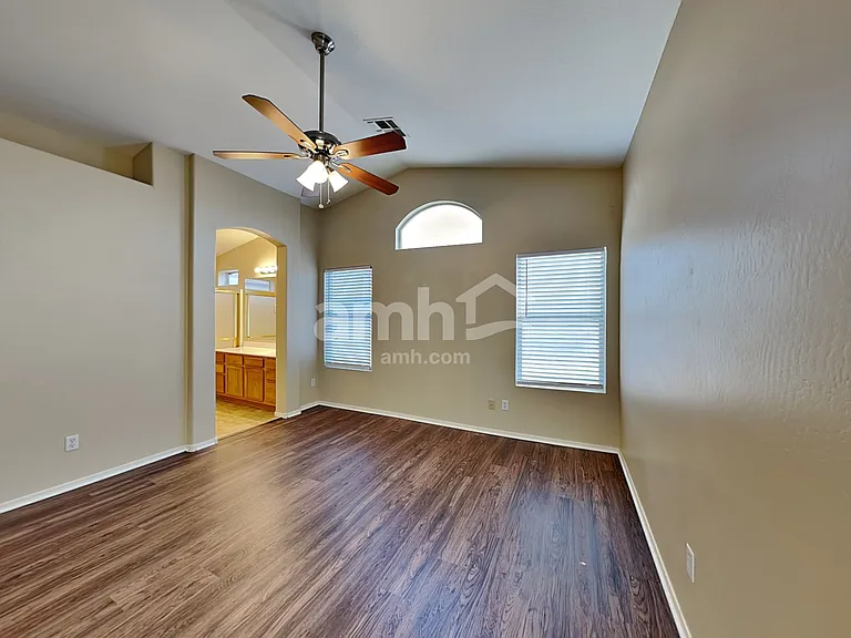 4509 E Windsong Dr — Photo 7