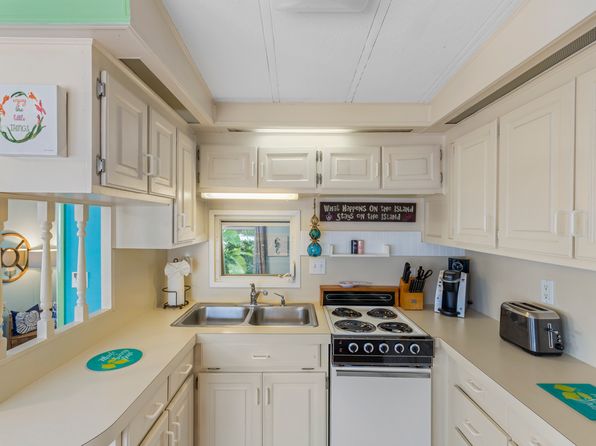 701 Spanish Main Dr #28