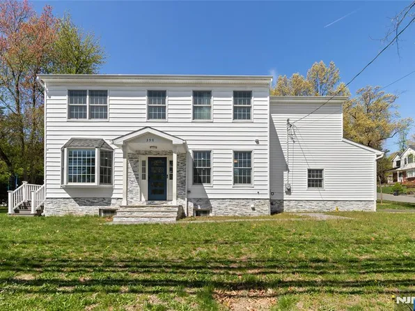 390 Pascack Rd, Township Of Washington, NJ 07676