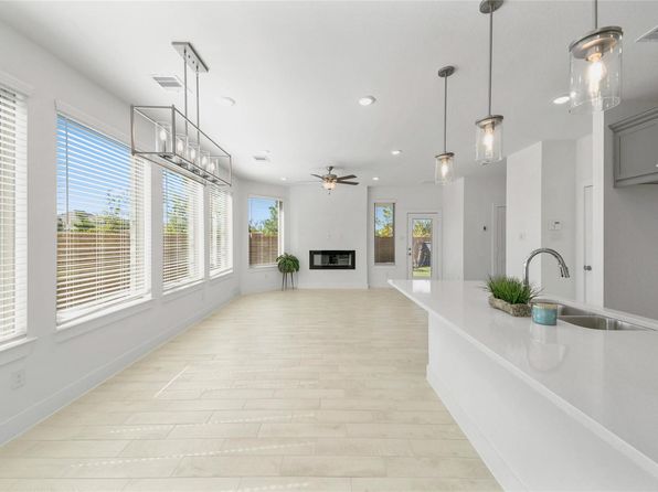 18823 River Overlook Ct