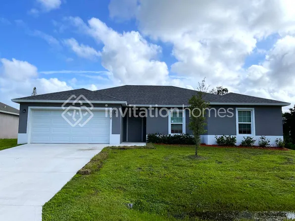 1030 Elmont St NW, Palm Bay, FL 32907