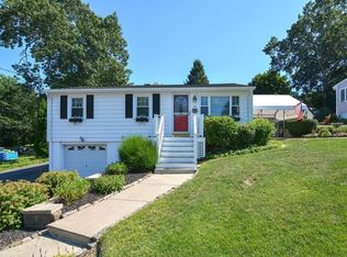 72 Quincy Ave, Dedham, MA 02026