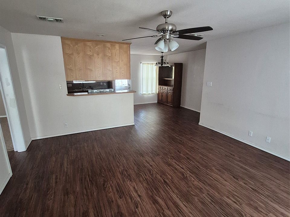 2nd image of 1719 W Parnell St