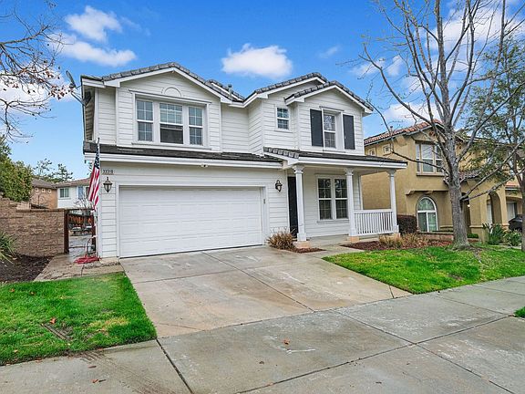 2nd image of 33310 Wallace Way