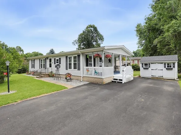12 Fox Run, Brookfield, MA 01506