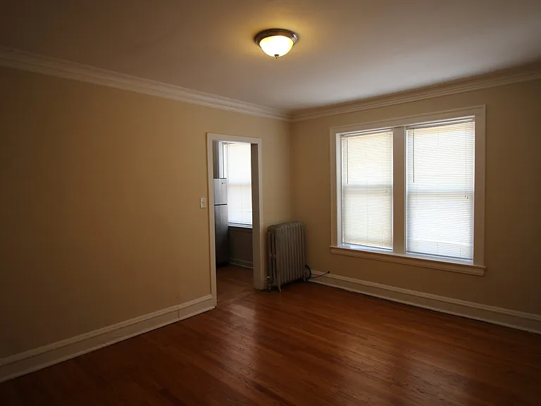 2337-43 W Rosemont Ave #6254-58 — Photo 14