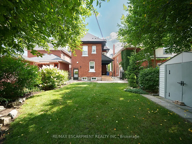 8 William St — Photo 41