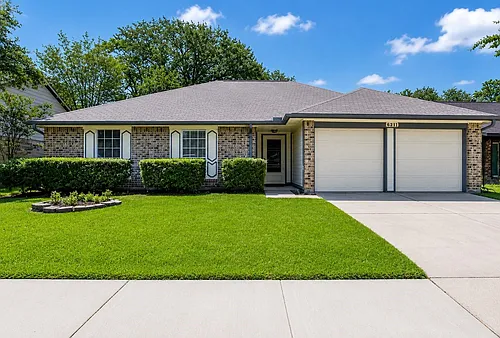 5211 Rivertree Ln Photo 1