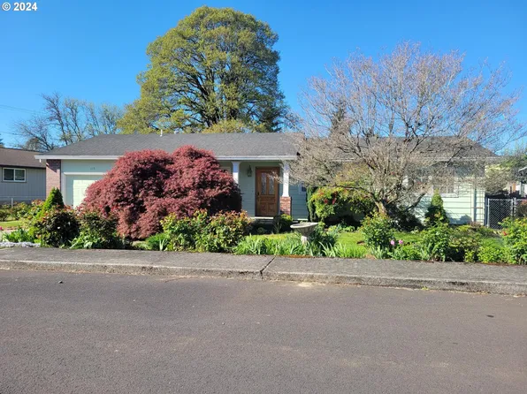 115 Ogan Ln, Saint Helens, OR 97051