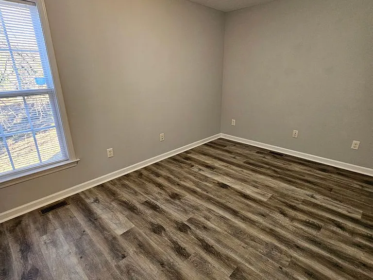 1210 Asheboro St — Photo 3