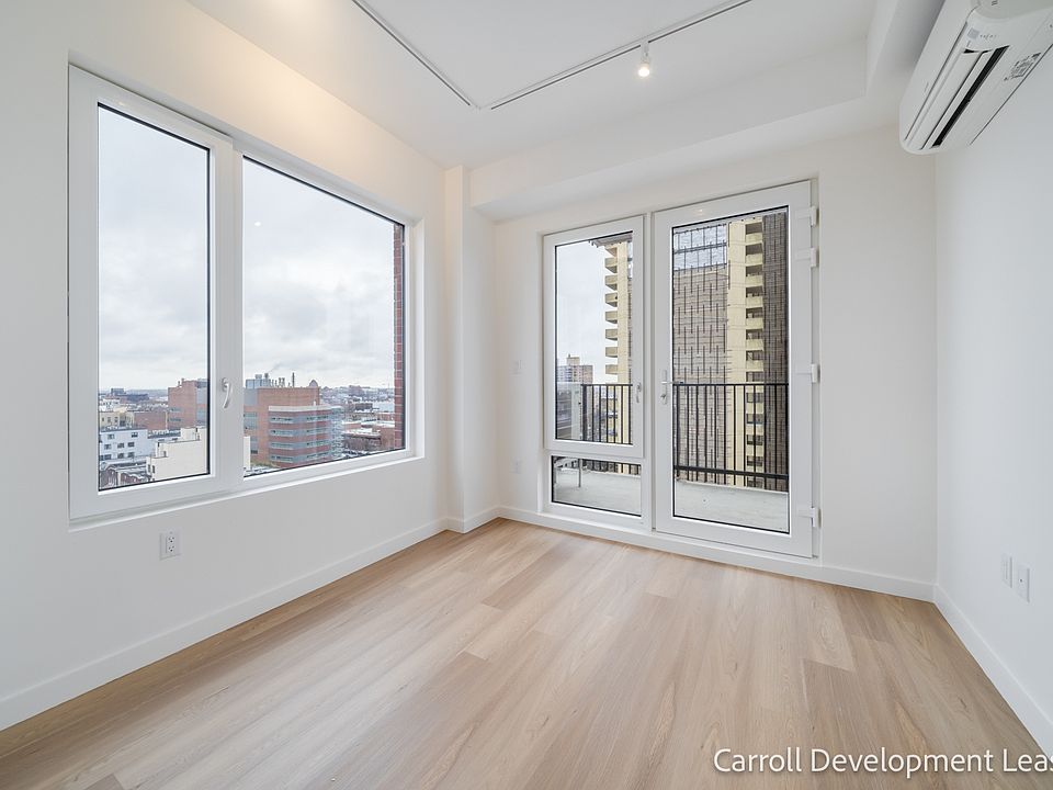 1st image of 931 Carroll St #1535