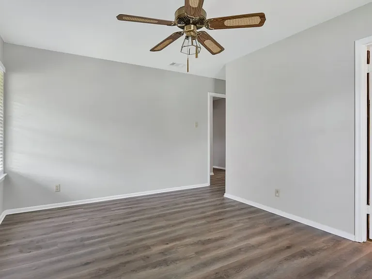 14301 Brook Holw — Photo 14