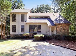 9232 Inglebrook Dr, Ooltewah, TN 37363