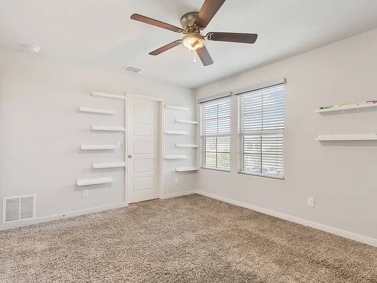 10679 Penelope Way — Photo 20