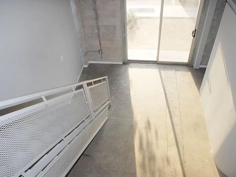 211 W Emporia St #404 — Photo 10