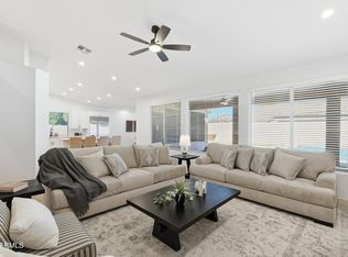 656 W Johnson Dr, Gilbert, AZ 85233