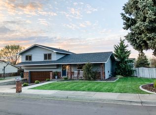 835 E Tamarack Ave, Hermiston, OR 97838