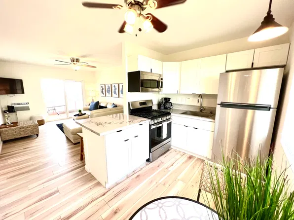74-5618 Palani Rd APT E8, Kailua Kona, HI 96740