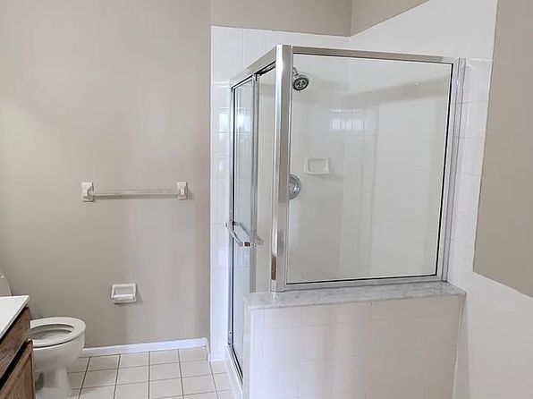 221 Lucy Ct
