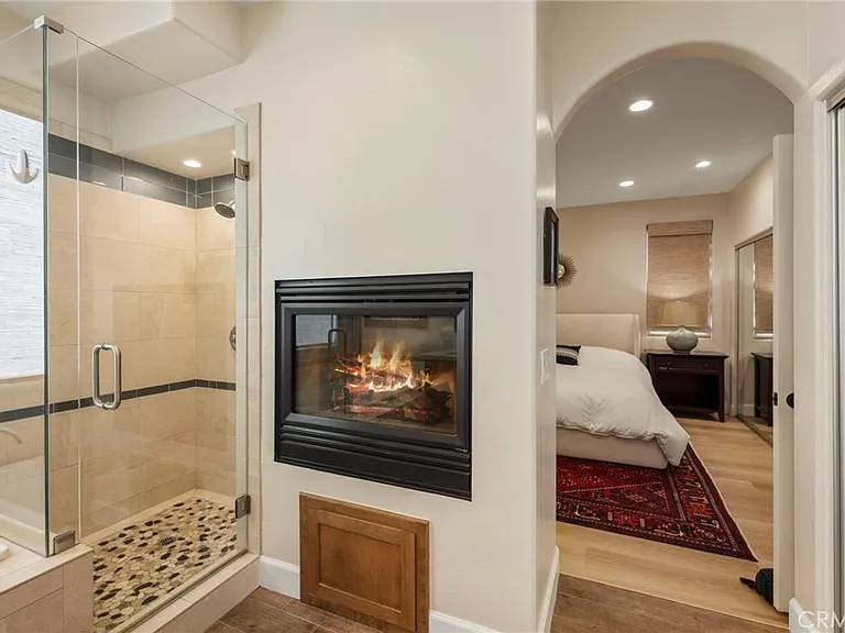 412 Acacia Ave #1/2 — Photo 19