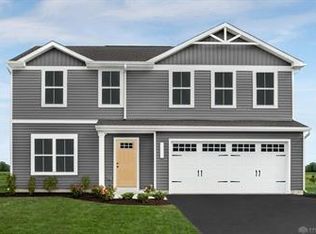 5896 Regatta Dr, Middletown, OH 45042