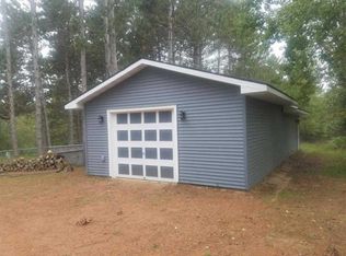 7194 Pine Tree Dr, Almond, WI 54909