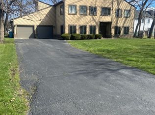 253 N Bonnie Brae Ave, Elmhurst, IL 60126