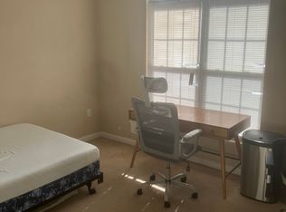 1903 N Lincoln Ave APT 117, Champaign, IL 61801