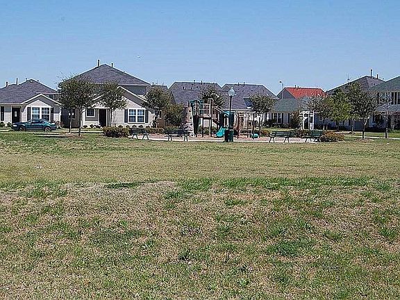 2nd image of 19432 Wann Park Dr