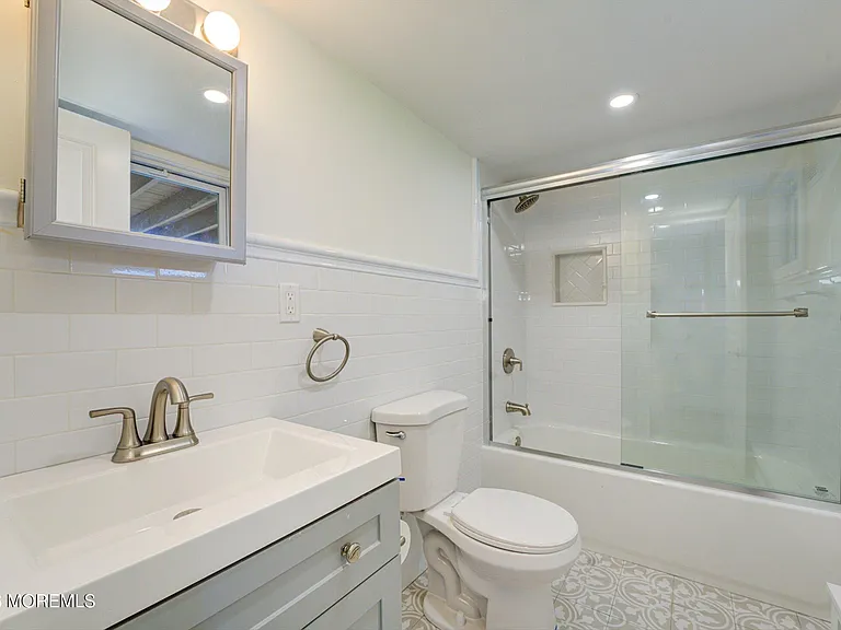 54 Main St #1 — Photo 11