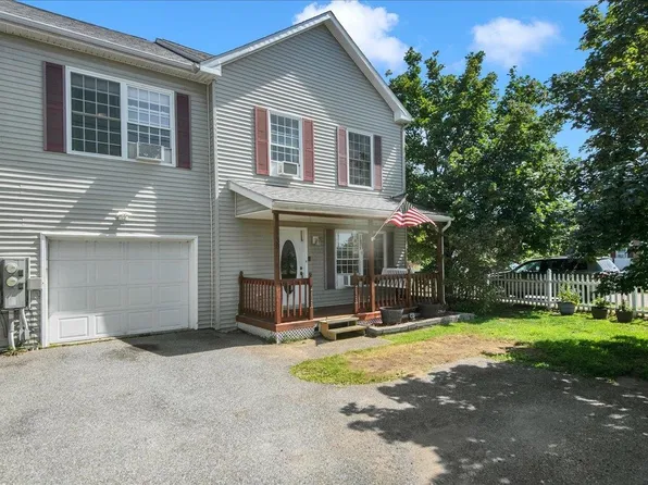 38 Middle Road, Milton, VT 05468