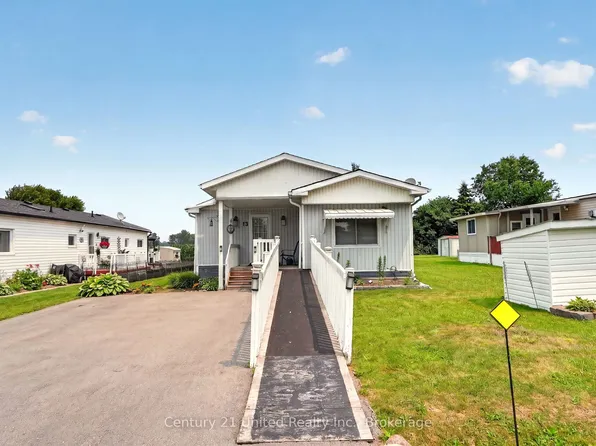 13 Hillview Dr, Grimsby, ON L3M 4E6