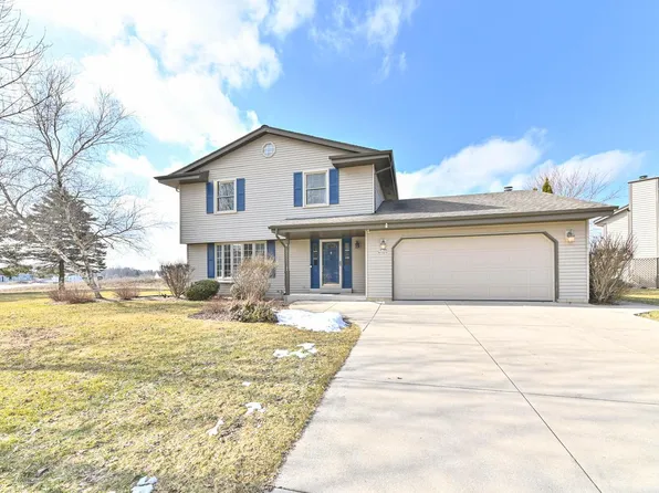 W168N10247 Bittersweet TRAIL, Germantown, WI 53022