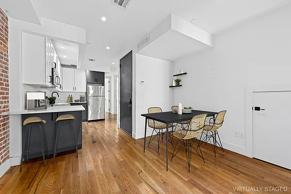 Rented by Compass | media 2