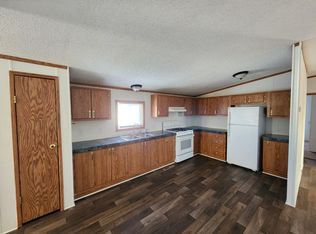 8249 Feather Holw, Fenton, MI