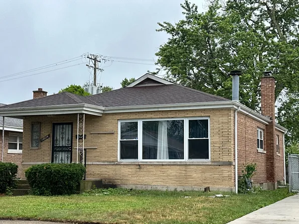 12724 S Laflin St, Calumet Park, IL 60827