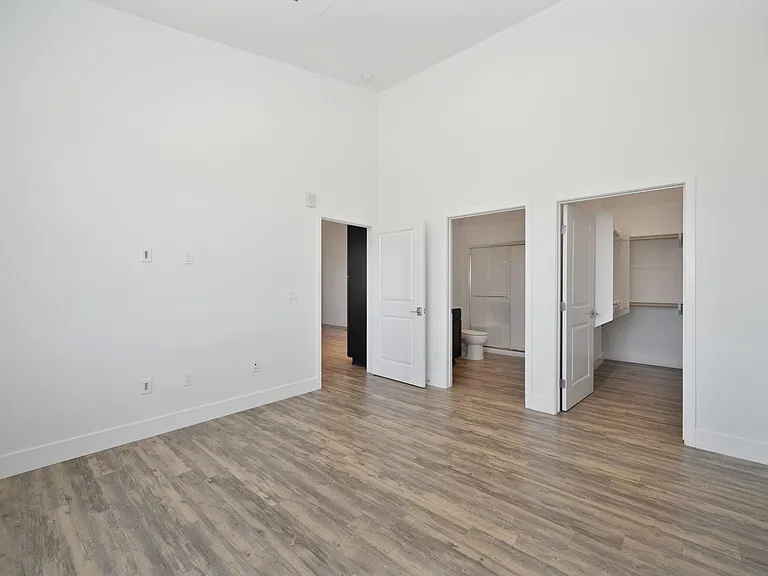 Vela Apartments — Photo 121